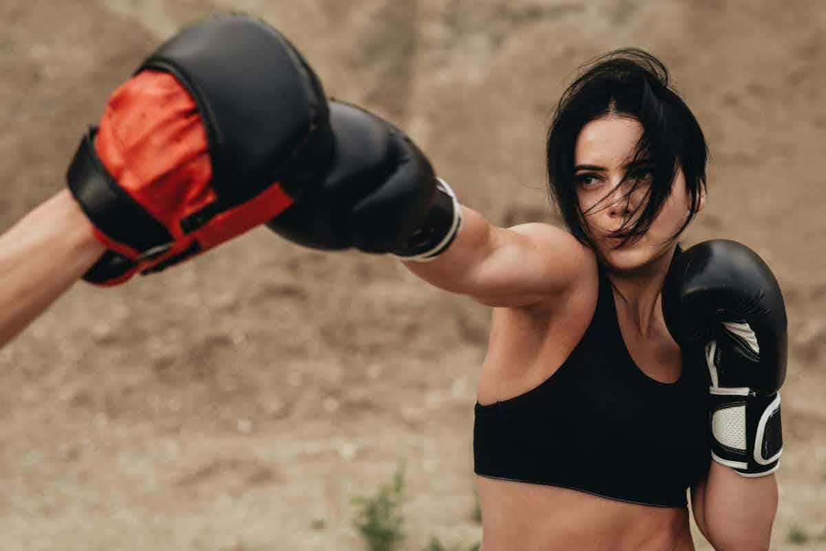 6 Tips for Excelling in Women’s Kickboxing Classes